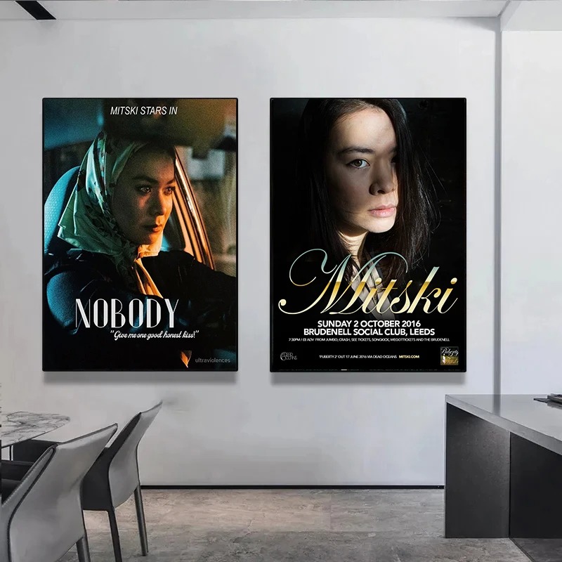 American Pop Singer MITSKI Art - đánh giá và giá Musical Instrument Painting