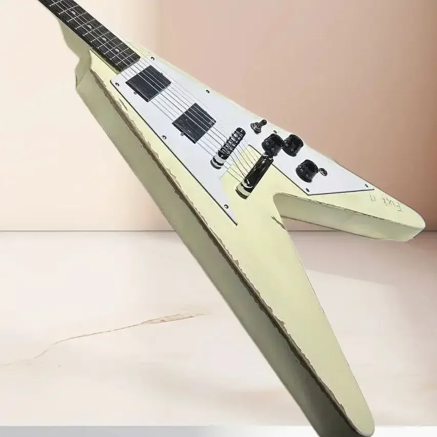 Musical Instruments Make Old A - đánh giá và giá Musical Instrument Old