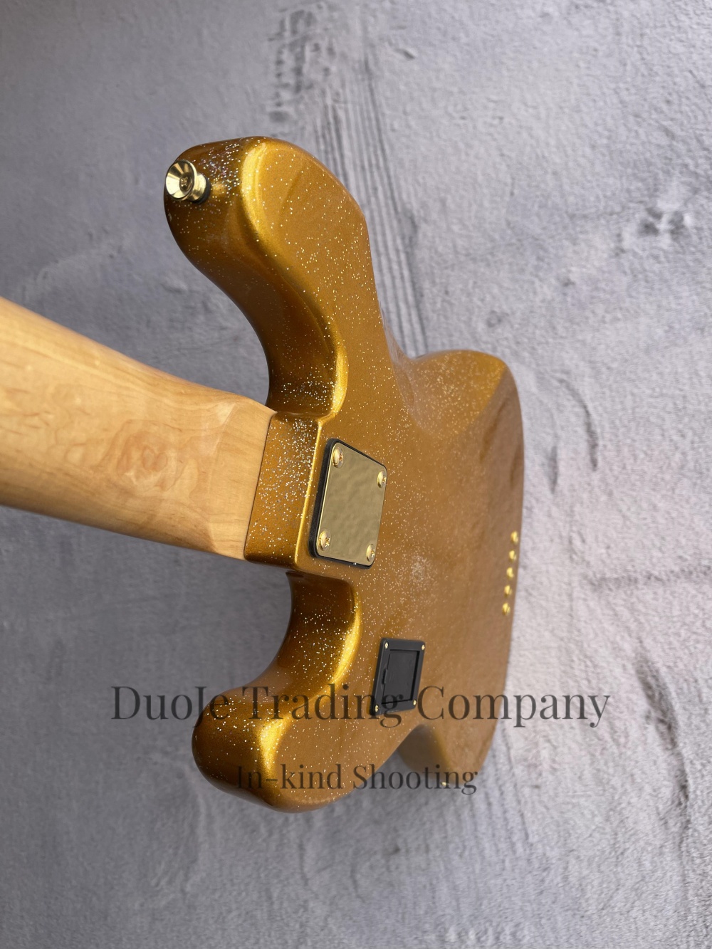4 string gold glitter bass, fi - đánh giá và giá Bass Guitar Fretless
