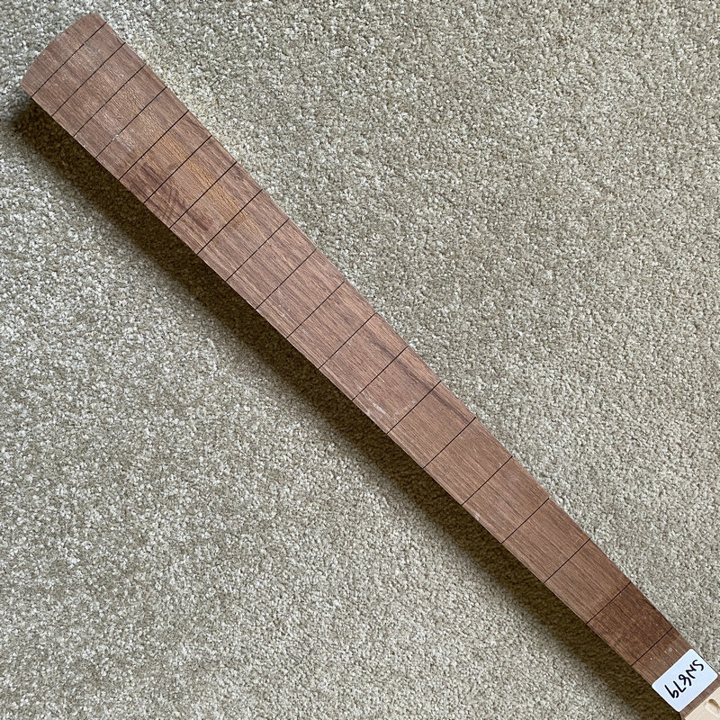 SN879 Unfinished Bass Guitar N - đánh giá và giá Bass Guitar Fretless