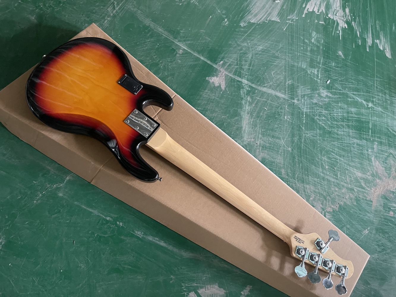 5 strings sunset bass guitar,  - đánh giá và giá Bass Guitar Fretless