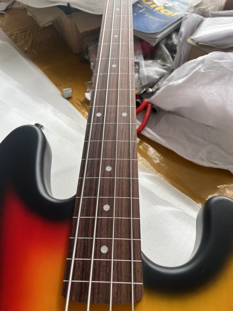 Free delivery of high quality  - đánh giá và giá Bass Guitar Fretless
